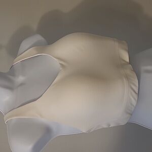 Athleta sports bra 36dd